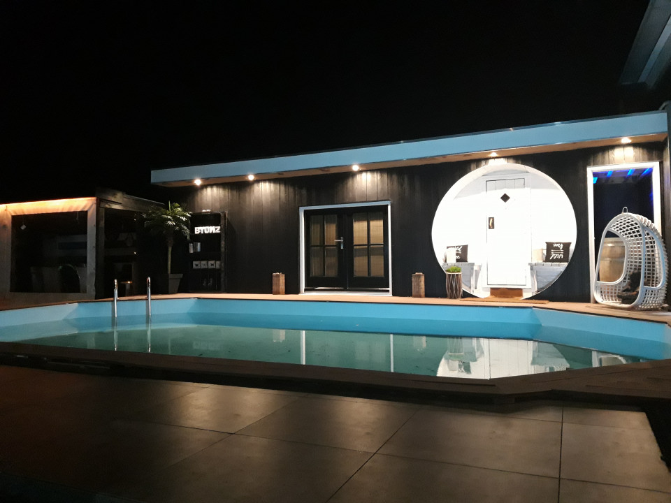 warm zwembad groningen